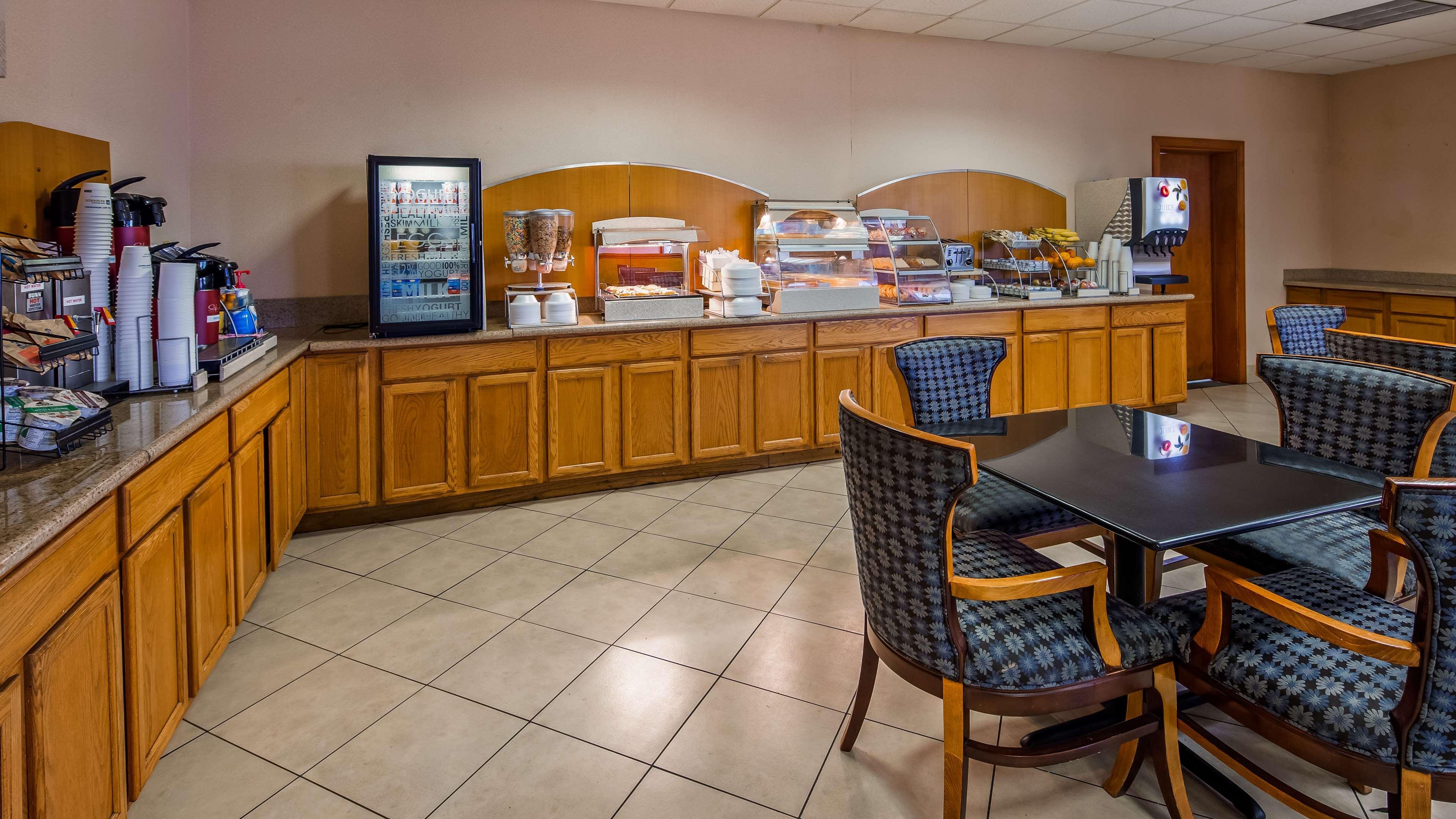 Clarion Pointe Jacksonville Near Camp Lejeune Exterior foto
