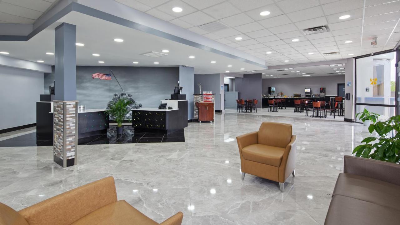 Clarion Pointe Jacksonville Near Camp Lejeune Exterior foto
